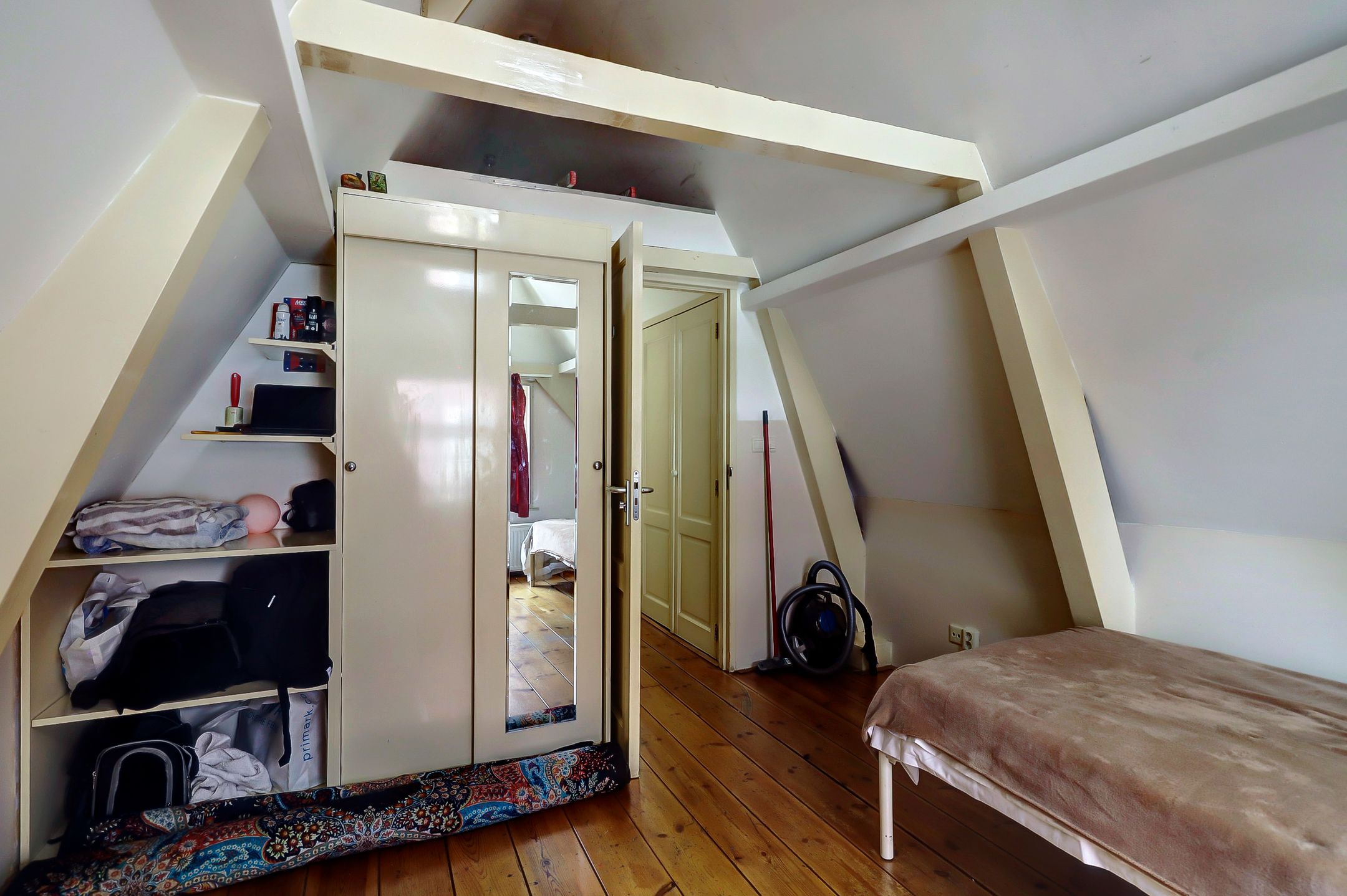 Photo 12 of Sint Jacobsstraat 21-B