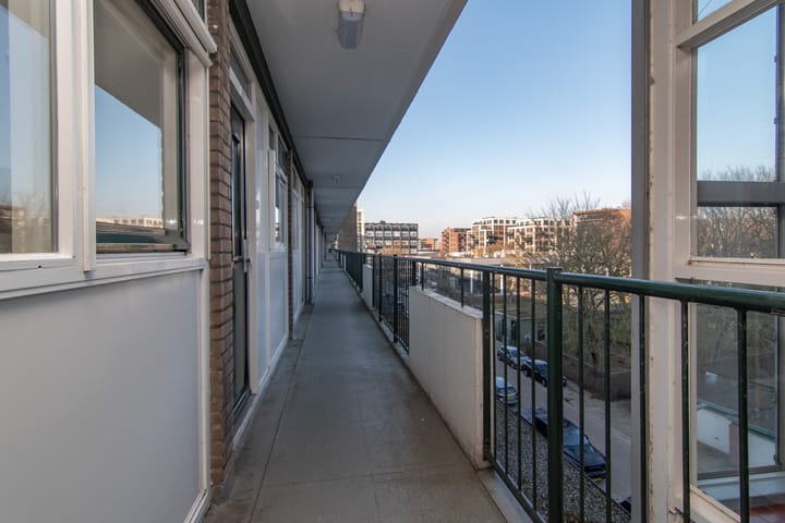 Foto 26 van Papsouwselaan 257