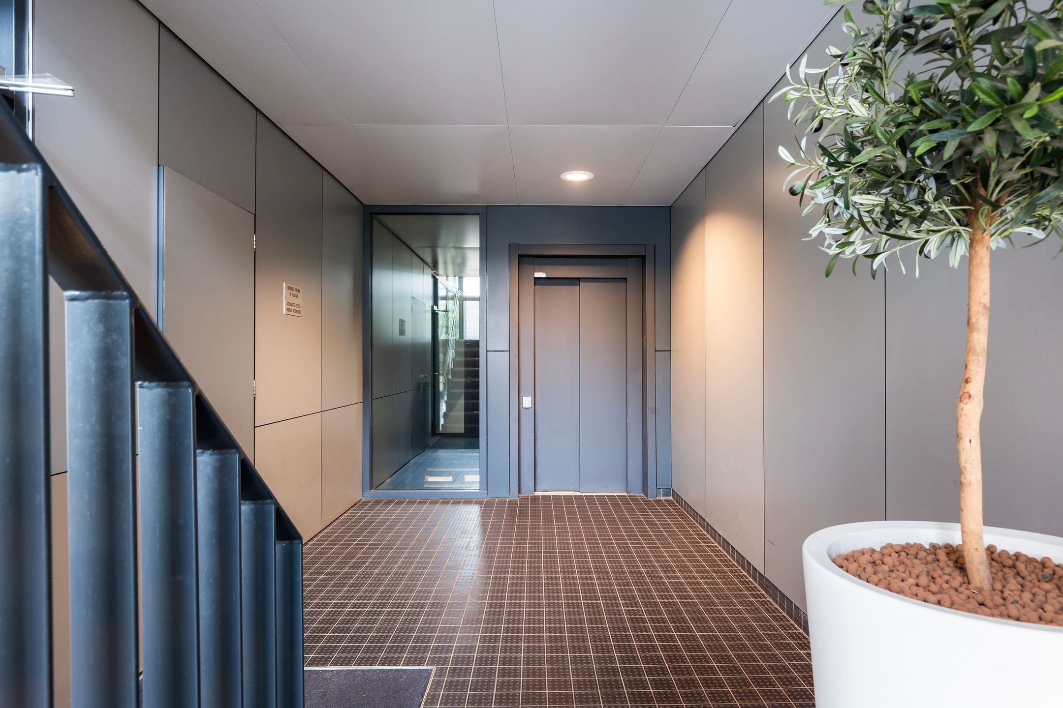 Photo 42 of Roggestraat 151