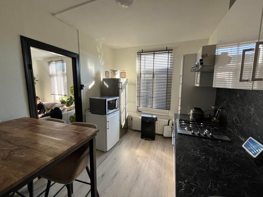 Foto 10 van Rijksweg 7-A