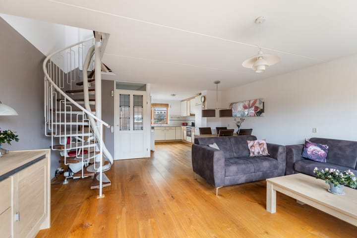 Foto 7 van Chico Mendesring 254