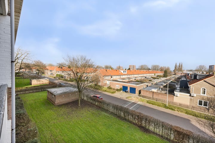 Foto 31 van Huissensestraat 129-3