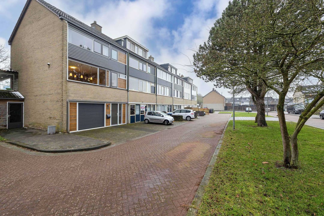 Photo 47 of Bongerd 153