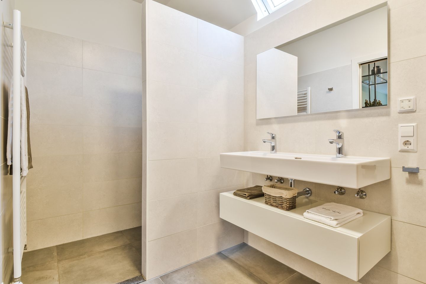 Foto 20 van IJsbaanweg 15-A