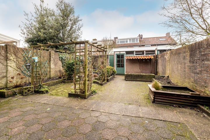 Foto 15 van Cederstraat 4