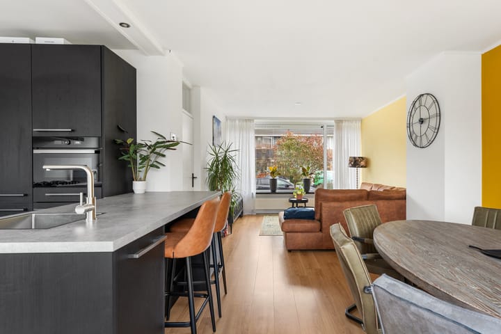 Foto 14 van Couperusstraat 8