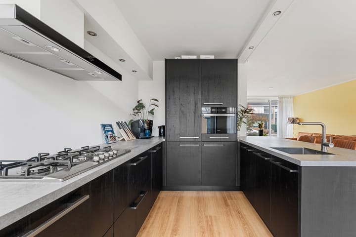 Foto 15 van Couperusstraat 8