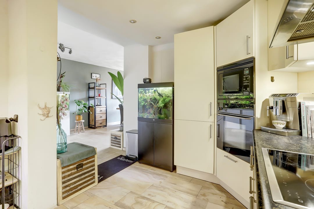 Foto 13 van Cornelis Verheuvelstraat 17