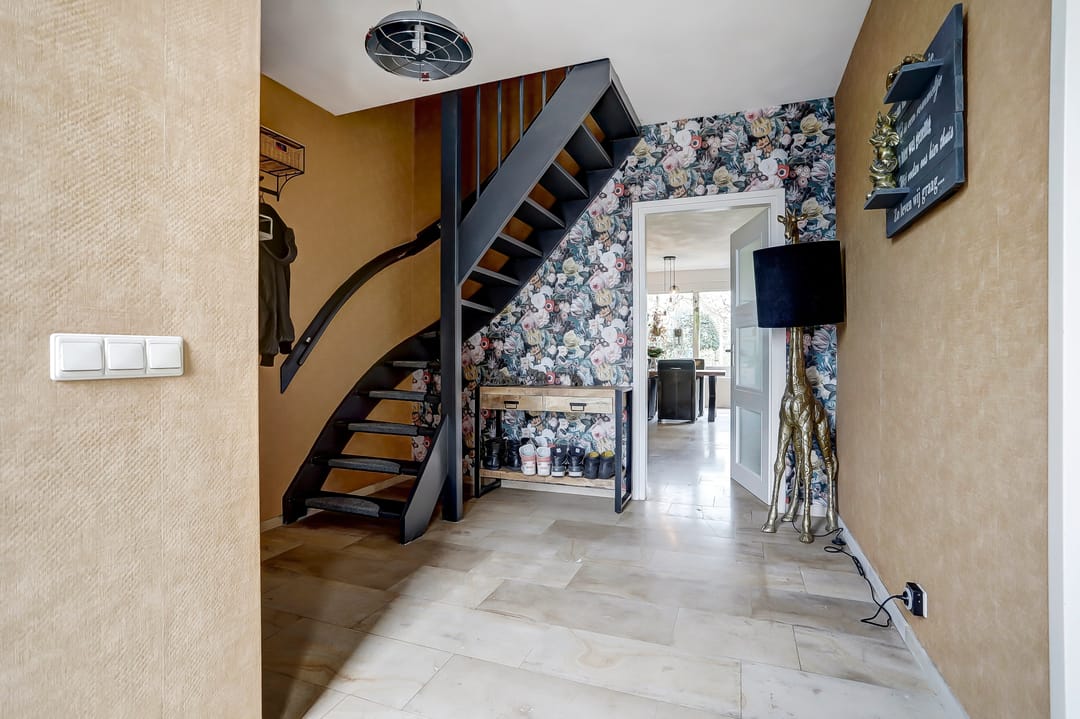 Foto 16 van Cornelis Verheuvelstraat 17