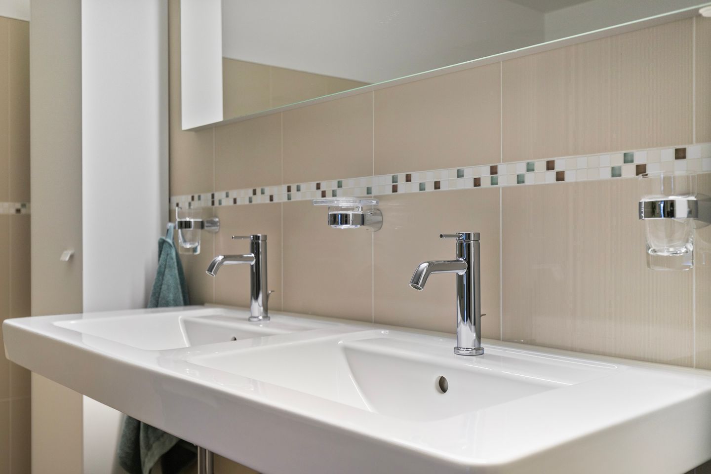 Foto 35 van Raadhuisstraat 195