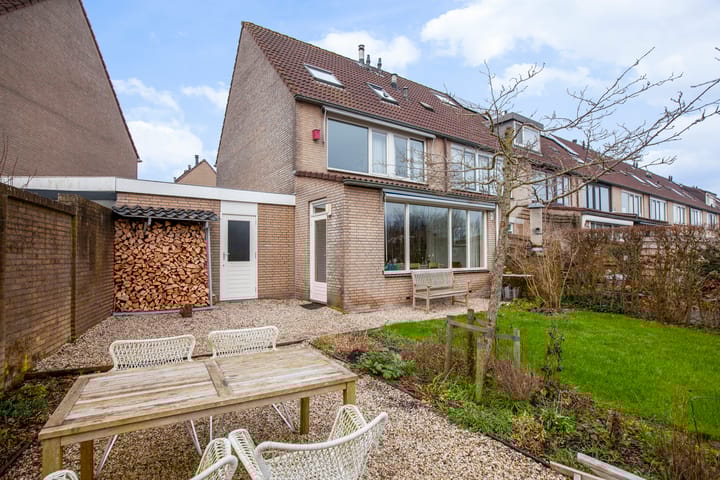 Photo 42 of Drossaardslag 10