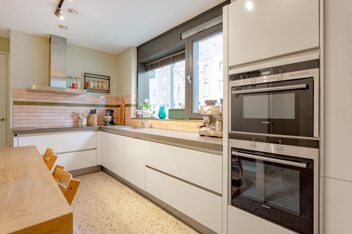 Foto 9 van Eva Besnyöstraat 579