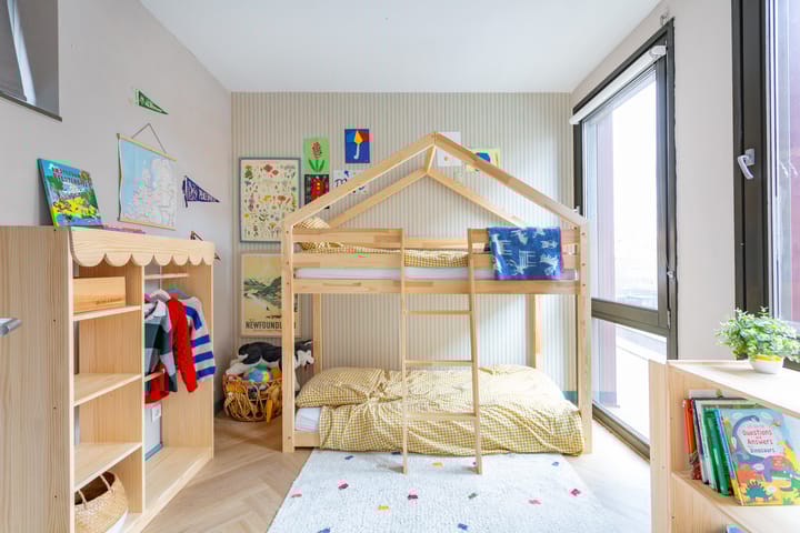 Foto 27 van Eva Besnyöstraat 579