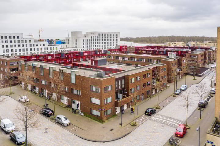 Foto 38 van Eva Besnyöstraat 579