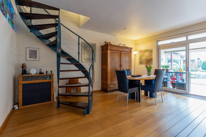 Photo 8 of Caumerboord 81