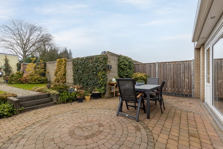 Photo 28 of Caumerboord 81