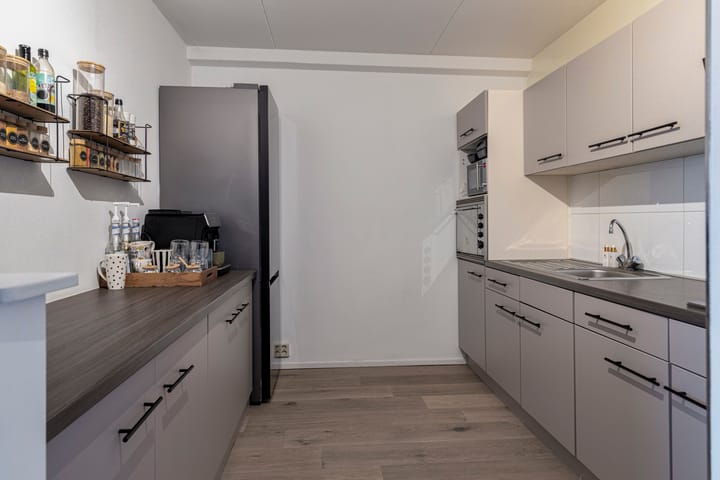 Photo 18 of Burgemeester D. Kooimanweg 427