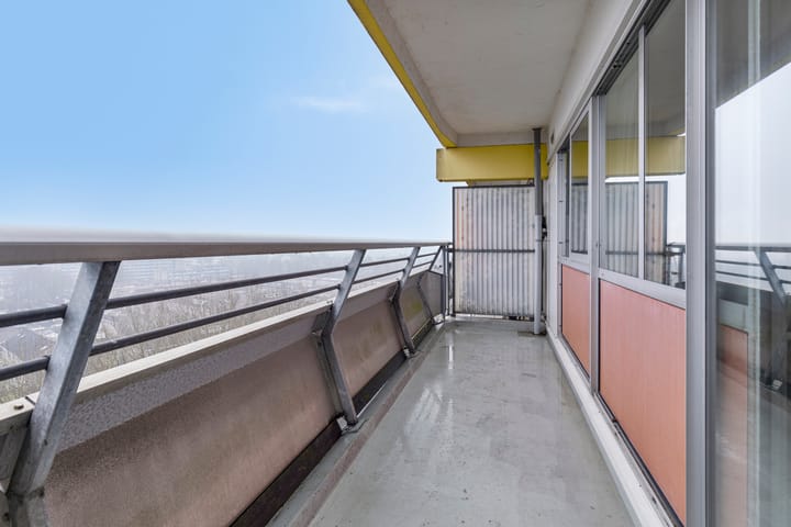 Photo 24 of Burgemeester D. Kooimanweg 427