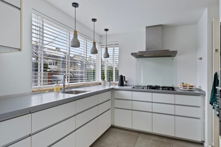 Foto 17 van Van der Lekstraat 10