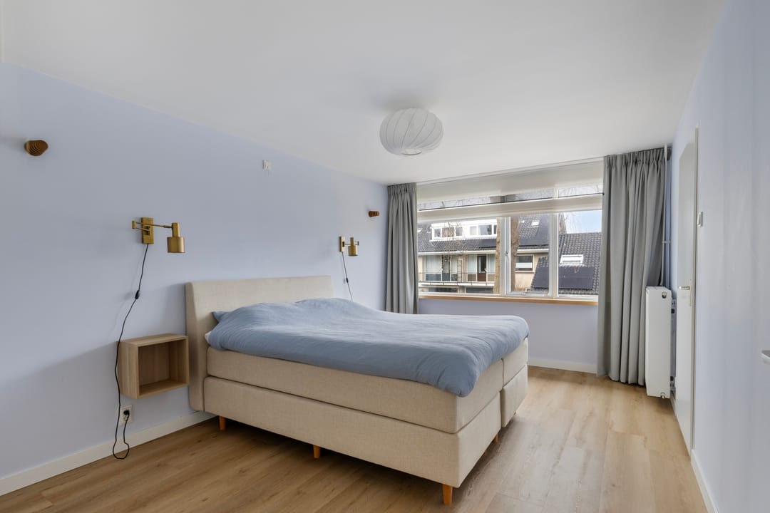 Foto 26 van Van der Lekstraat 10