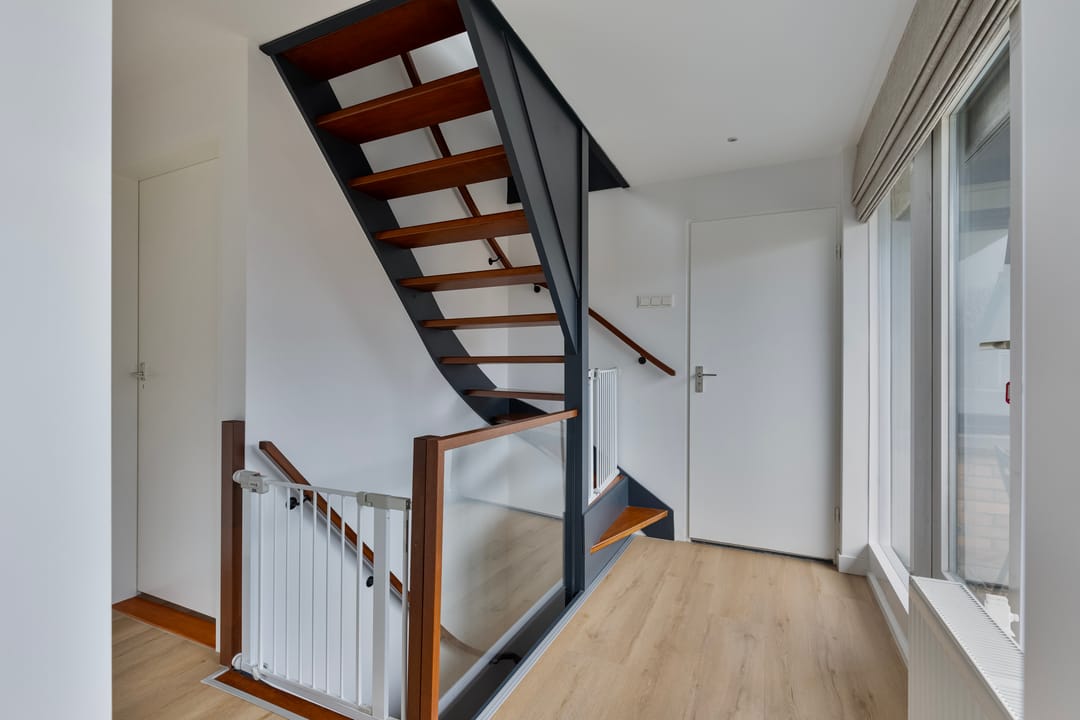 Foto 32 van Van der Lekstraat 10