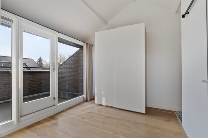 Foto 39 van Van der Lekstraat 10