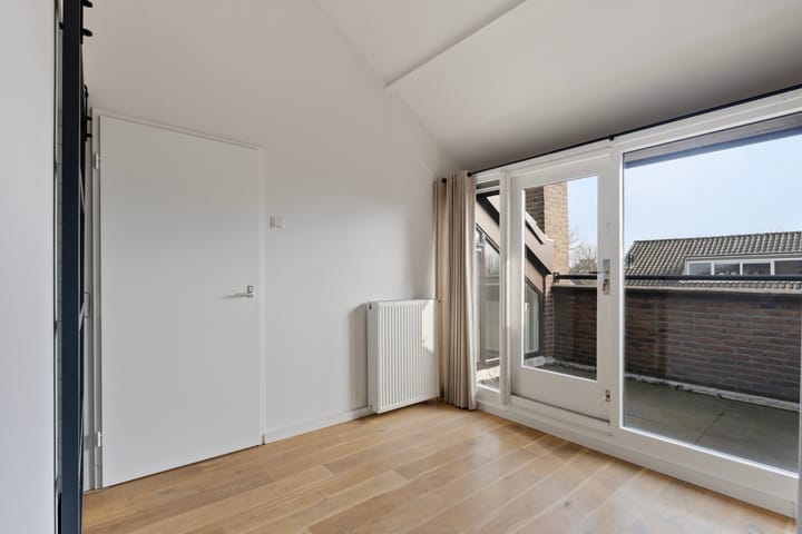 Foto 40 van Van der Lekstraat 10