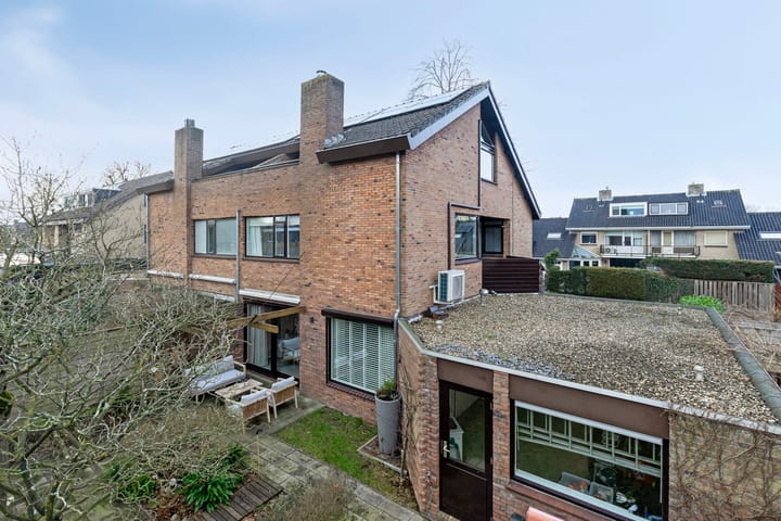 Foto 46 van Van der Lekstraat 10