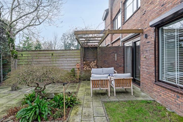 Foto 49 van Van der Lekstraat 10