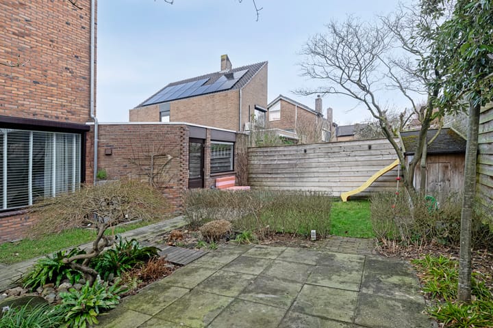 Foto 50 van Van der Lekstraat 10