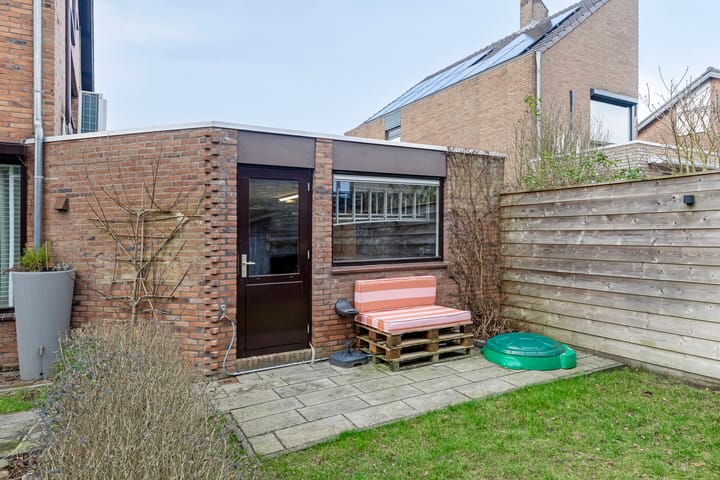 Foto 52 van Van der Lekstraat 10