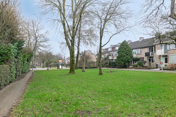 Foto 58 van Van der Lekstraat 10