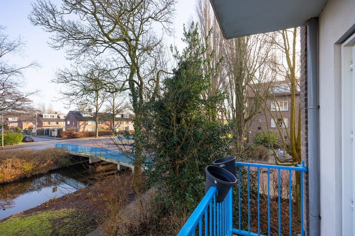 Photo 10 of Adriaen van Ostadelaan 62