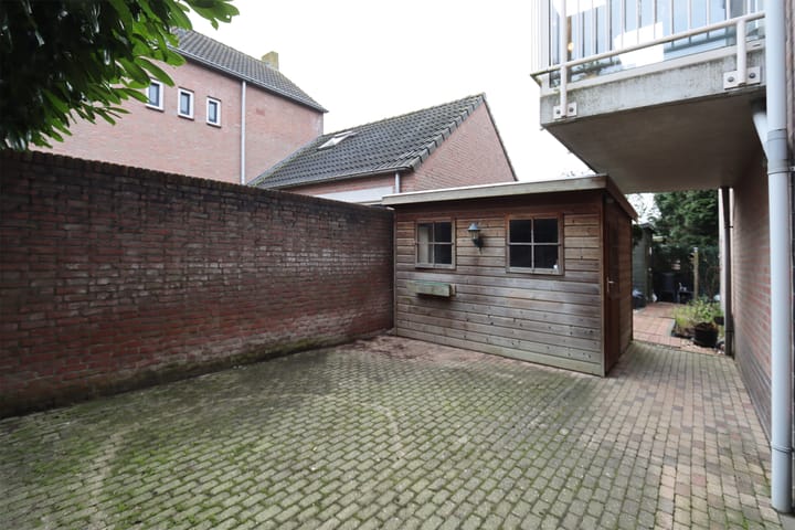 Foto 31 van Kanaalweg 4-A