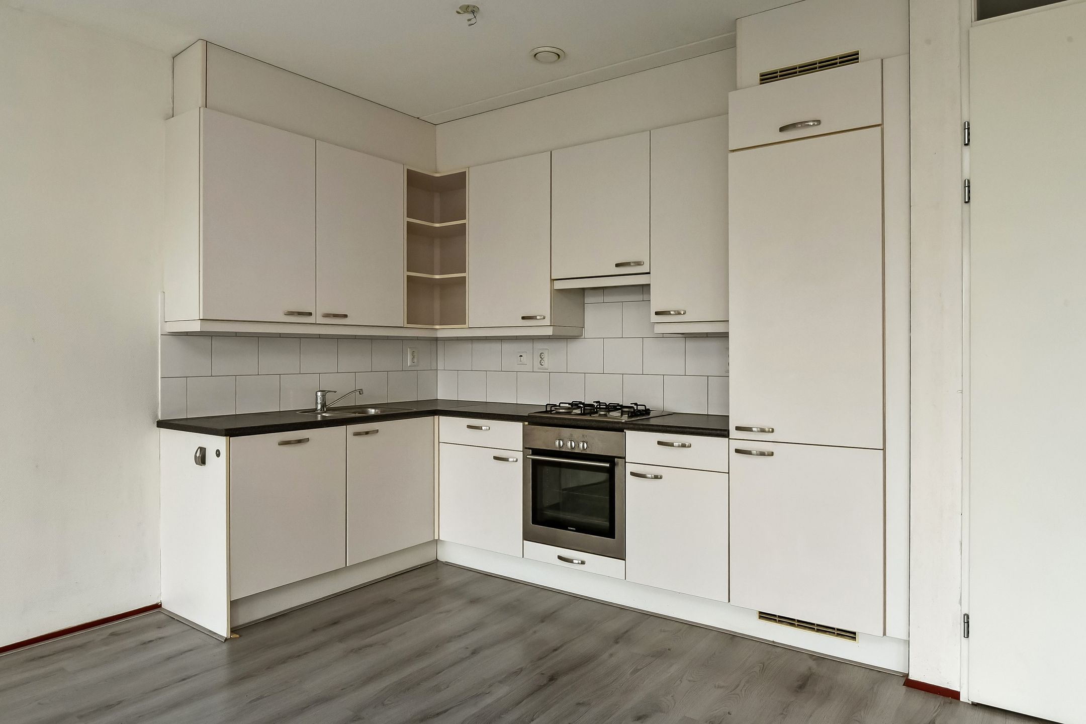 Foto 6 van Basilica 79