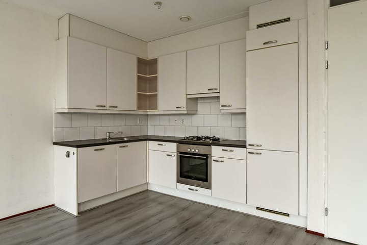 Foto 6 van Basilica 79