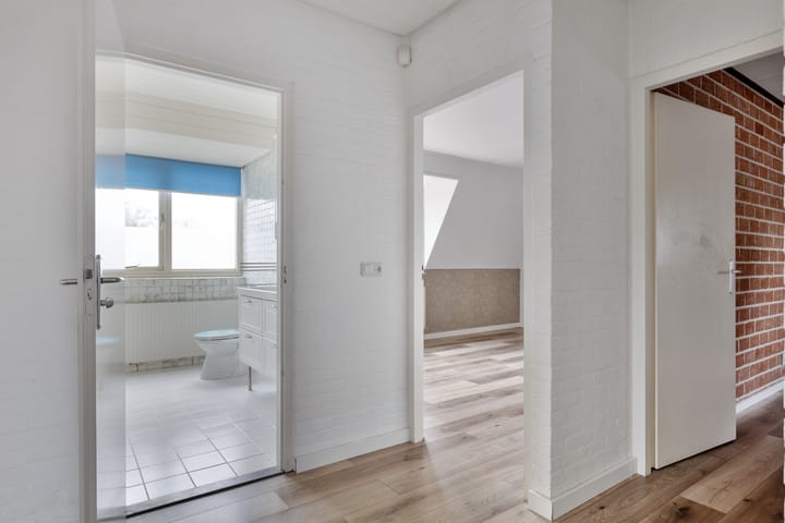 Foto 27 van Grotestraat 102-A