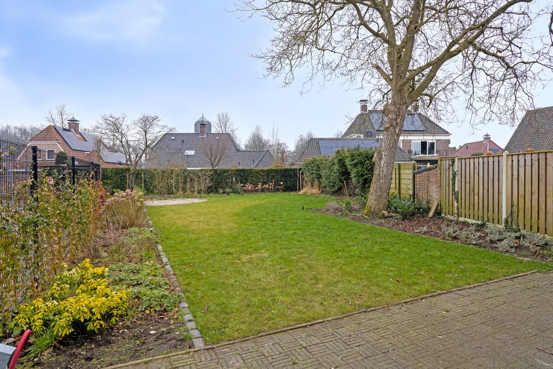 Foto 37 van Grotestraat 102-A