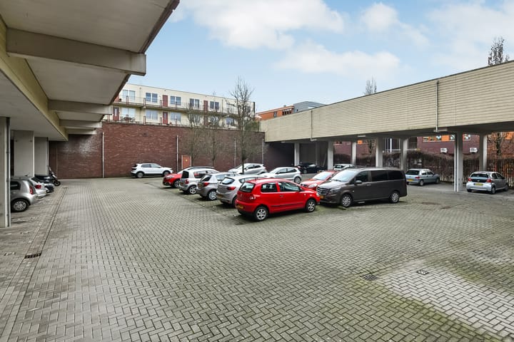 Foto 25 van Basilica 79