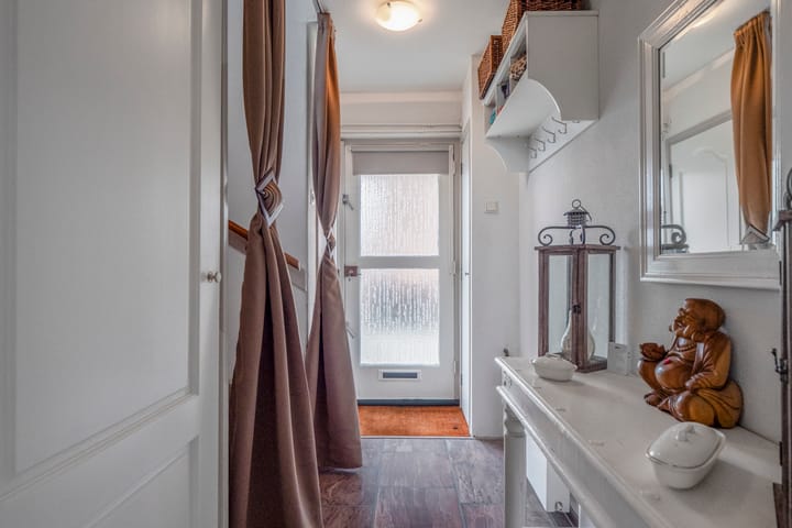 Foto 5 van Charlotte de Bourbonstraat 29