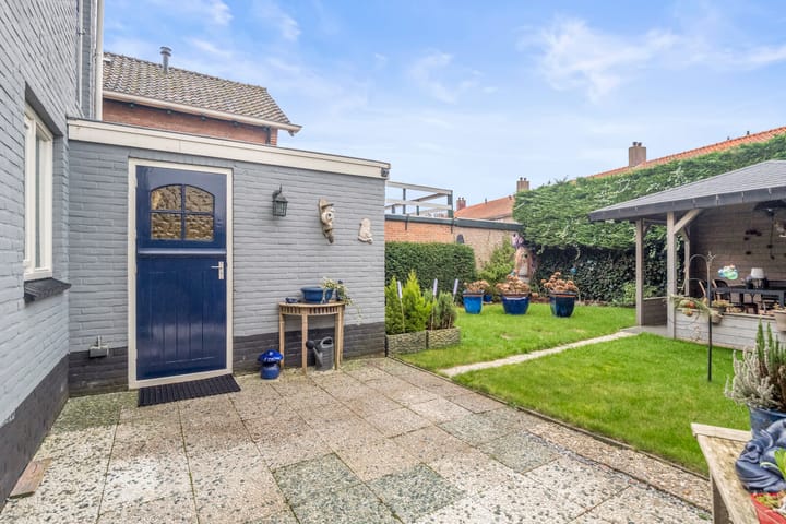 Foto 18 van Charlotte de Bourbonstraat 29