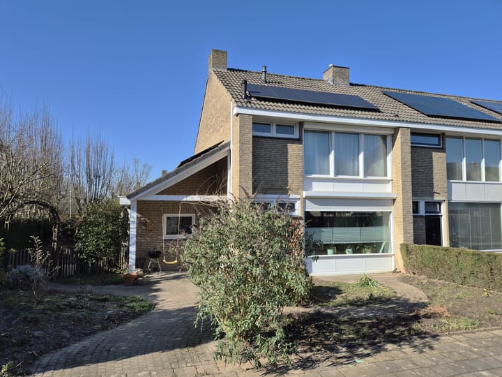 Foto 1 van Neutronstraat 22