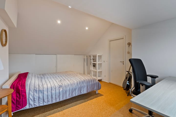 Foto 24 van Neutronstraat 22