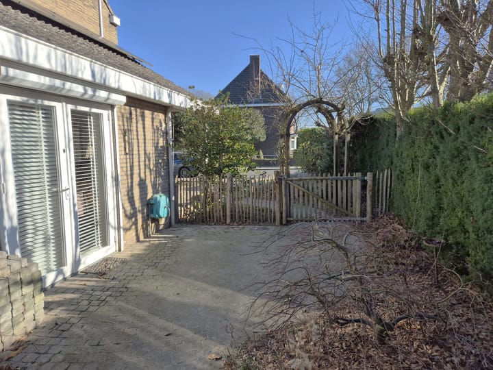 Foto 28 van Neutronstraat 22