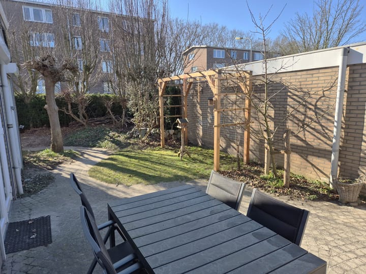 Foto 31 van Neutronstraat 22