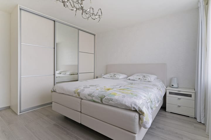 Foto 17 van Adriatischezeestraat 23