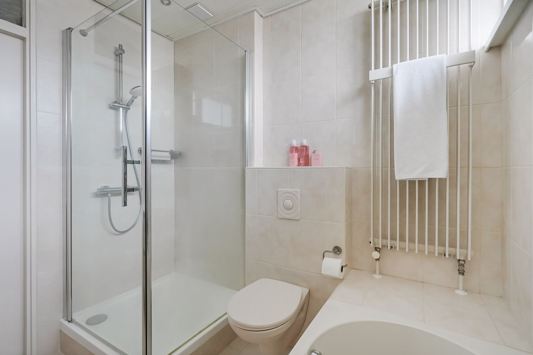 Photo 21 of Adriatischezeestraat 23