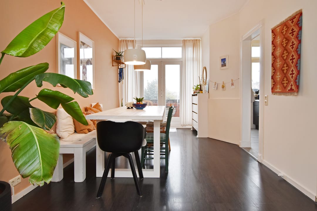 Foto 8 van Den Helderstraat 64