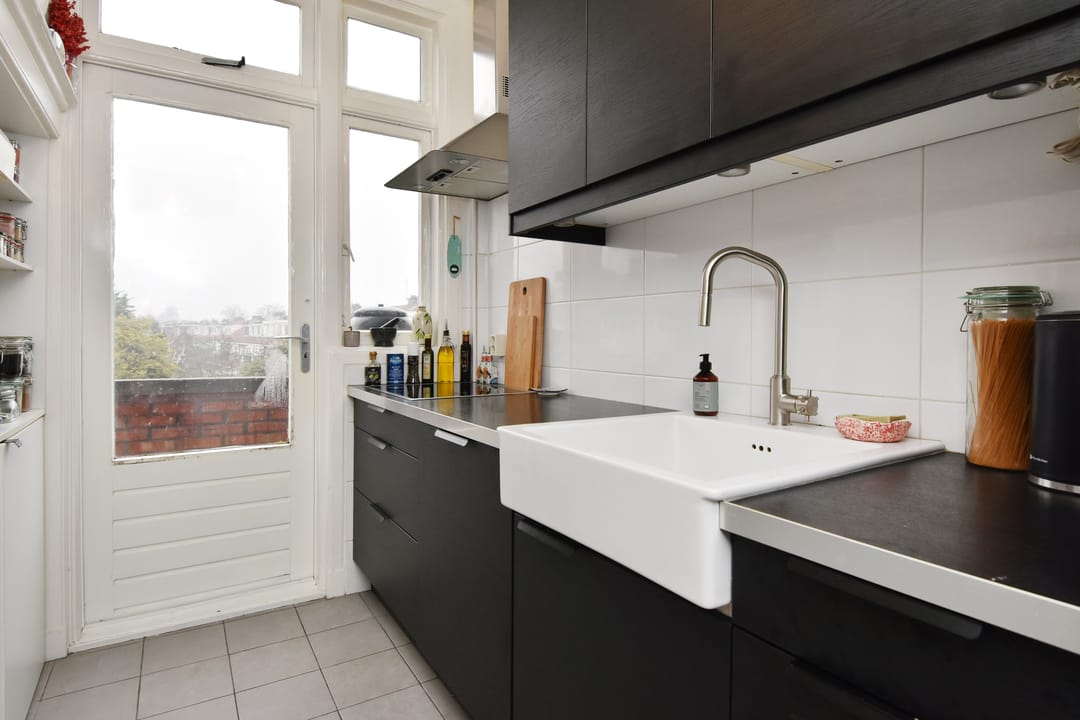 Foto 16 van Den Helderstraat 64