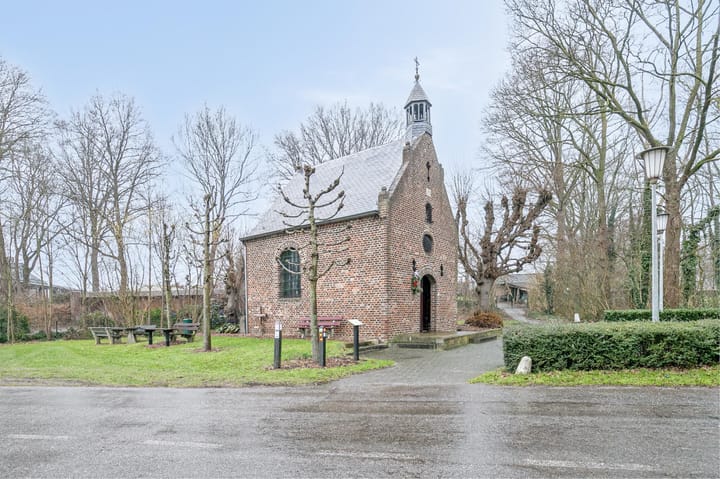 Photo 32 of Dries 10